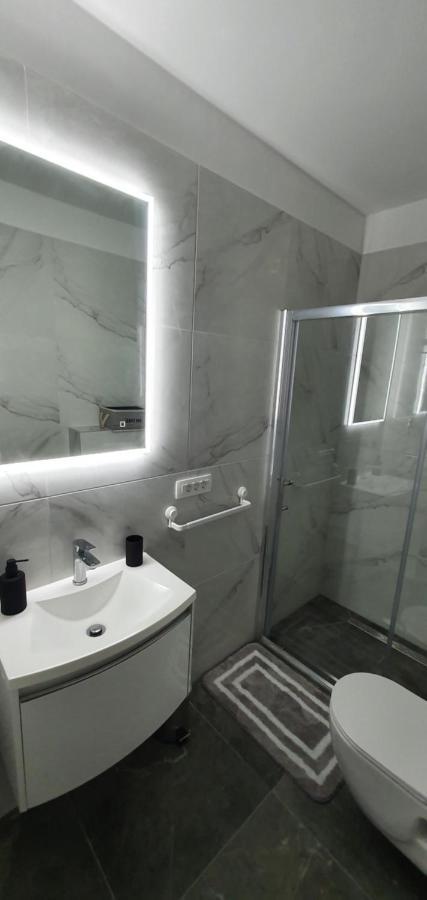 Apartments Ena Kastela Dış mekan fotoğraf