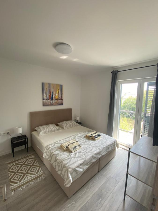 Apartments Ena Kastela Dış mekan fotoğraf