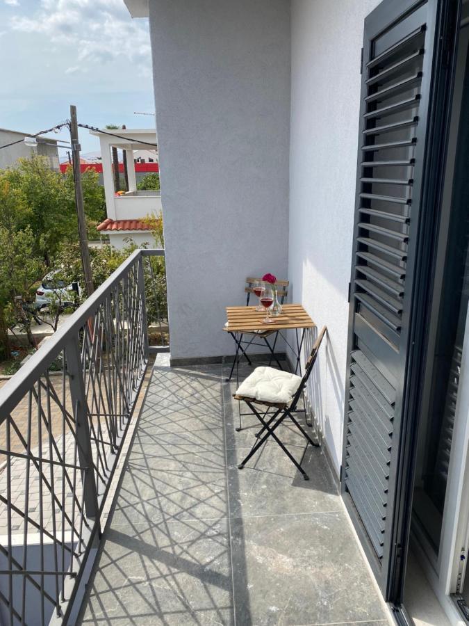 Apartments Ena Kastela Dış mekan fotoğraf