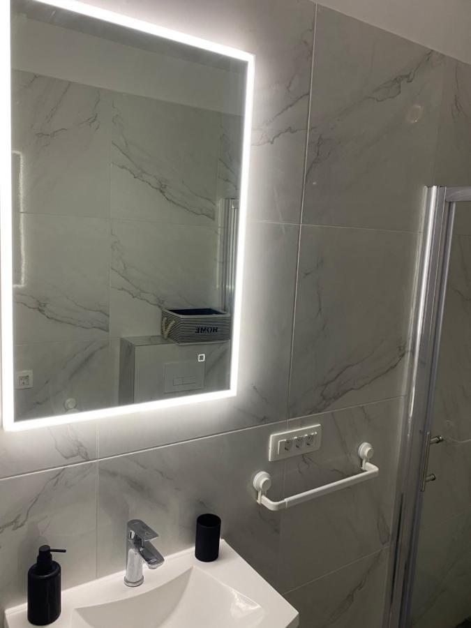 Apartments Ena Kastela Dış mekan fotoğraf