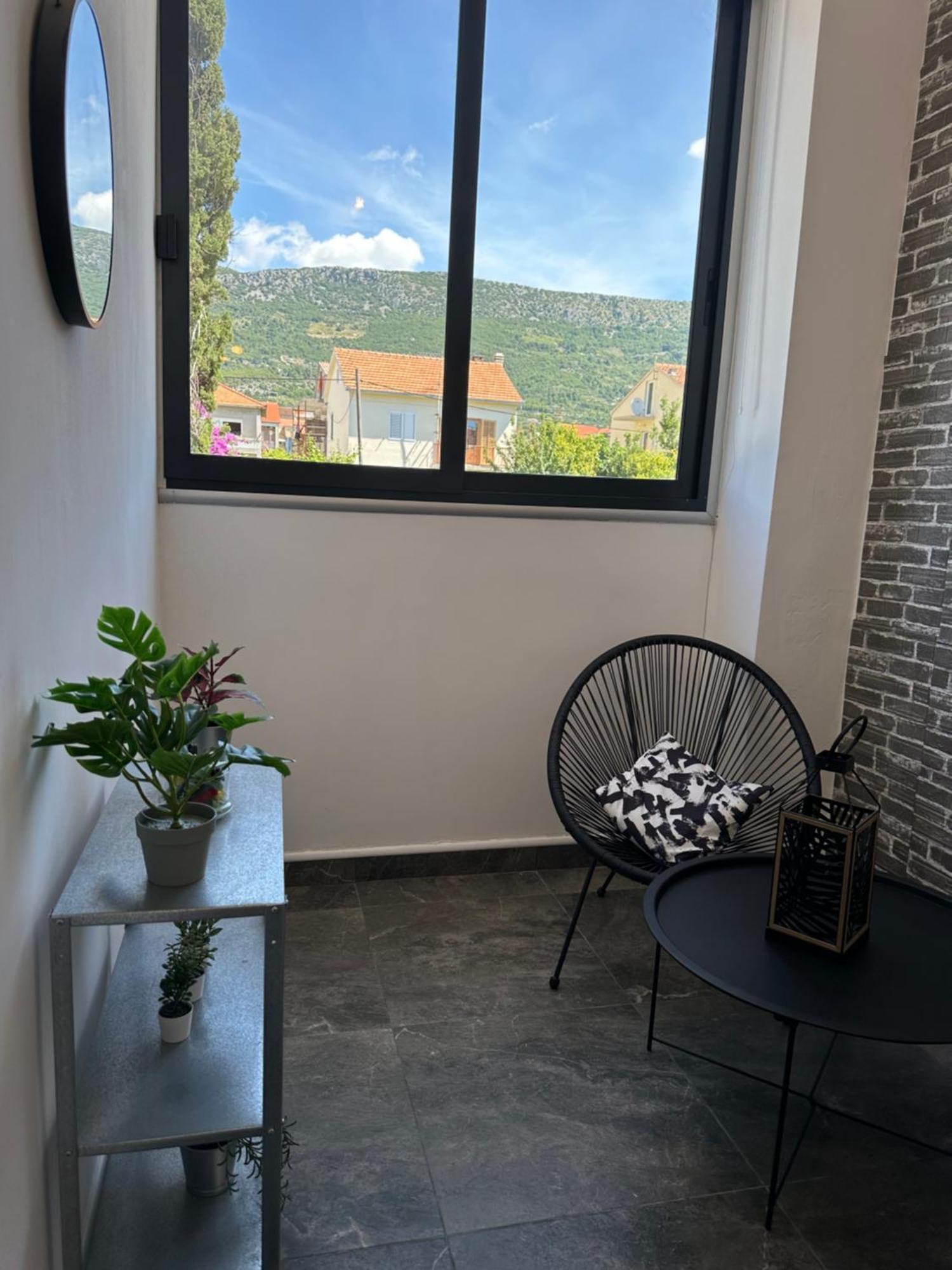 Apartments Ena Kastela Dış mekan fotoğraf